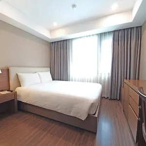 Hotel Business ***