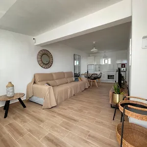 Apartahotel Ara
